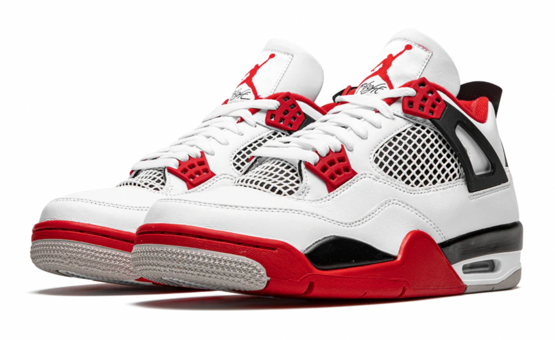 Air Jordan Retro 4 "Fire Red"