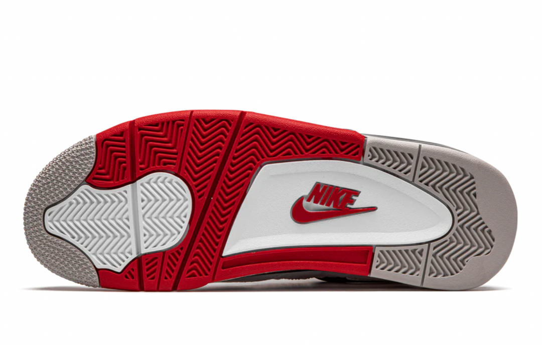 Air Jordan Retro 4 "Fire Red"