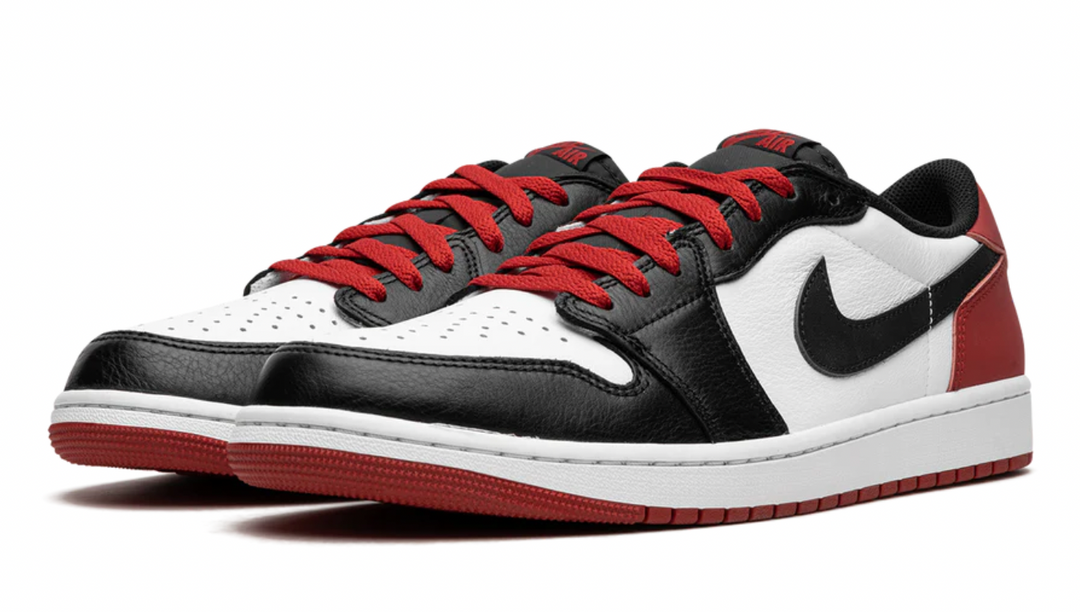 Air Jordan 1 Low "Black Toe"