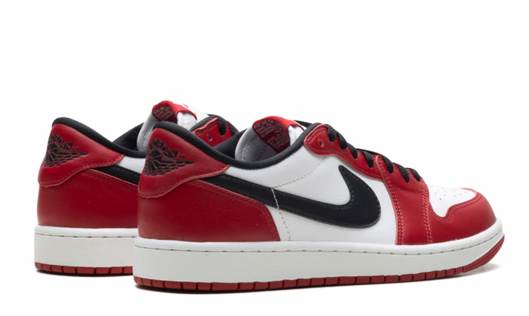 Air Jordan 1 Low “Chicago”