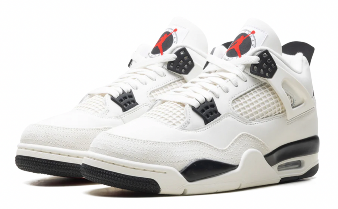 Air Jordan 4 "Flight Club"