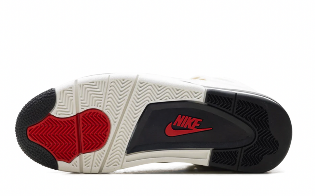 Air Jordan 4 "Flight Club"