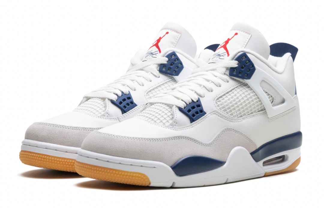 Nike SB x Air Jordan 4 “Navy”