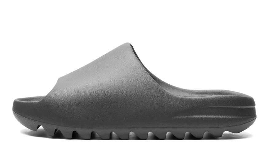 Yeezy Slide “Dark Onyx”