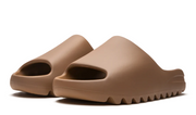 Yeezy Slide “Core”