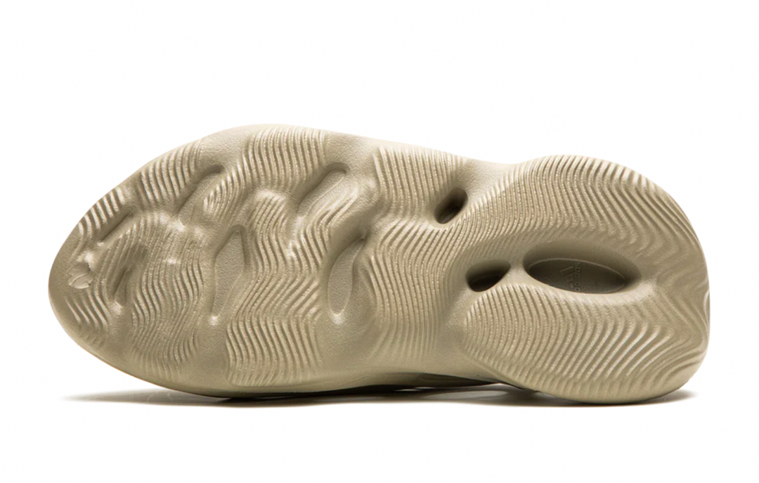 Yeezy Foam Runner “Stone Salt”