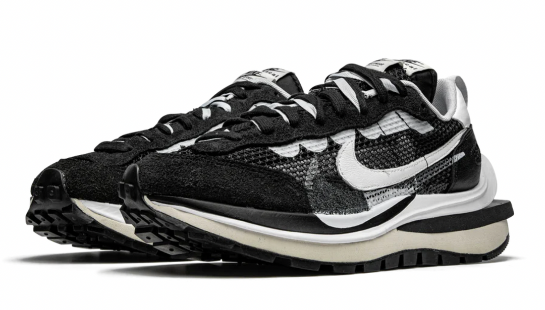 Nike Vaporwaffle Sacai "Black White"
